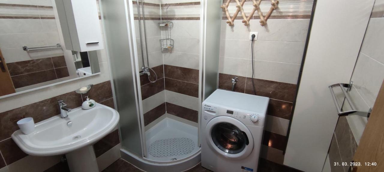 Liammarco Apartment Plaski ภายนอก รูปภาพ